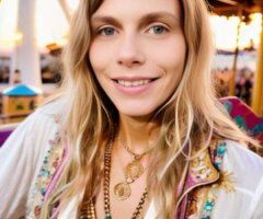 Hickory escorts - looking for someone to rock my world