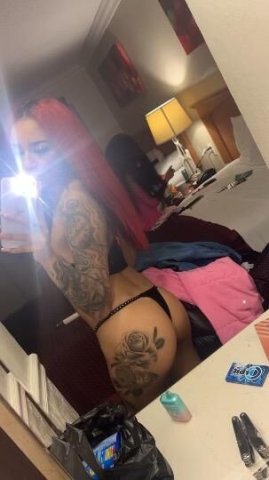 incall/Outcalls Available 24/7 😘 - 1