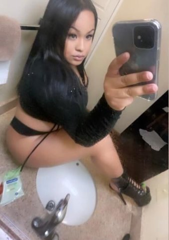 TIGHT WET LATINA PUSSY 🌟 - 1
