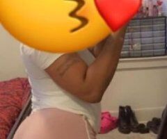 Rockford escorts - hit meee