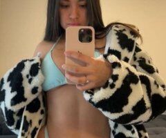 This is my real photo🐳 💋💋 Hello everyone IM New in Queens ✅ Available for Incall 🥰I am a very gentle girl in short panties. Soft hands caress your sensitive glans until your penis wakes up and swells up. ♥♥ - Image 3