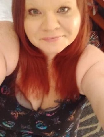 hey guys.. my gf and i are in a bit of a bind this month with our rent :( ... we are notasking for handouts we will definitely do our part to earn and trust me it will be well worth your while ;) 5 star service reviews don't lie - 1