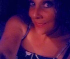 Who wants a drink Cuz i do, its thirsty Thursday babies!! DATY LOL let's have some fun BJs are my specialty! - Image 3