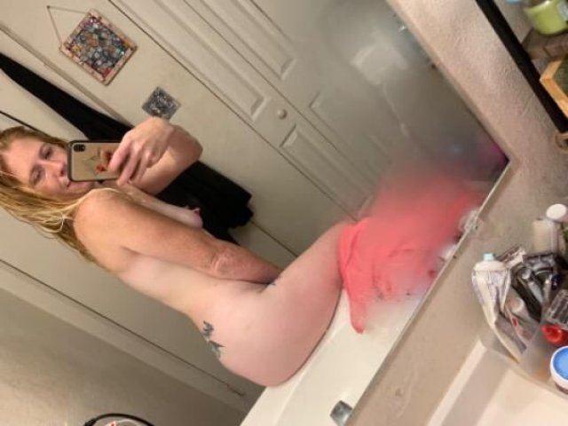 Branson✨️LIMITED TIME SPECIALS⌛✨I'll be YOUR HazelNUT🌰🍆 this fall🍂😘 - 1