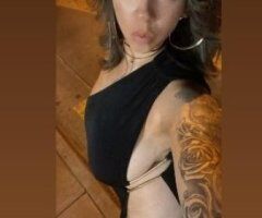 Do I look boring to you - Image 4