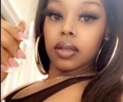 SHERMAN OAKS ✅ Pretty and pierced 🥰✨ Super soaker 💦💦 - Image 2