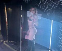 HOT YOUNG BLONDE AVAILABLE NOW// OUT CALL/CAR - Image 6