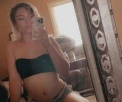 Juicy Blonde Lets Play 🫶 - Image 4