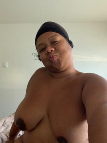 HEY IM HORNY WANNA COME GET ME - 1