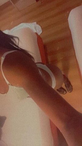 Ebony Babe 💕🤪Super Tight 😋Grip 😍 💕 - 1