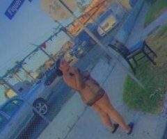 Long Beach escorts - incall & car play light bright 🌞 tight pussy 🍑🍑💦💦
