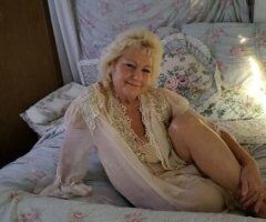 Kansas City escorts - you deserve a little afternoon delight ❣