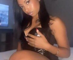 outcalls/carfun with kinky hot milf 2 girl special - Image 6