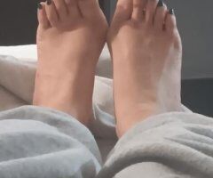 FEET AND BREAST FETISH🫦DON'T miss the THROAT GOAT💦💋💫 - Image 4