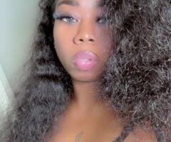 the florida water u need da most bad chocolate diva i got over 50 tats pink pretty tight - Image 5