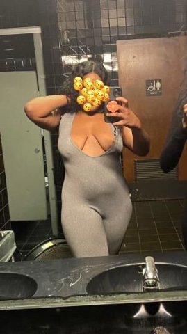 Big Booty Jade 🍑💦 - 1
