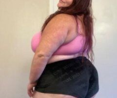 🔥NEW PIX/VIDS🔥💥I'M BACK IN TOWN💥👅💦Cum Bend This Fat Juicy Ass Ova and Fuck This Tight,Wet,Creamy Pussyy Daddyyy👅💦 - Image 4