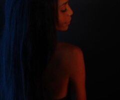 A elegant woman awaits you 💋 - Image 9