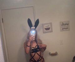 Hi gentlemen my name is selana - Image 2