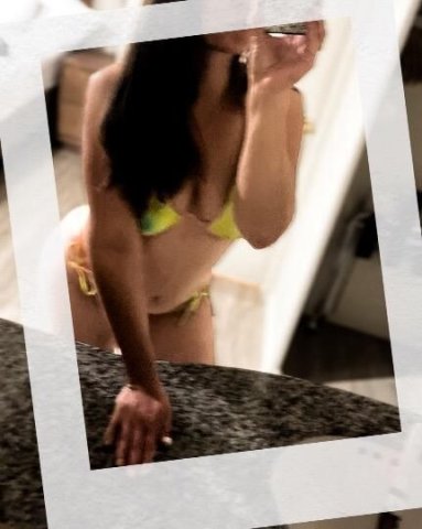 cute and curvy - 1