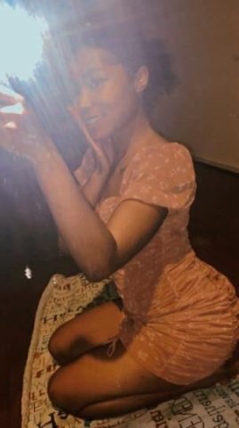 exotic petite freak 💦 nina - 1
