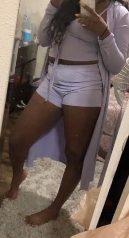Hey, Im Lola Rea 🖤🦋 New In Town !! - 1