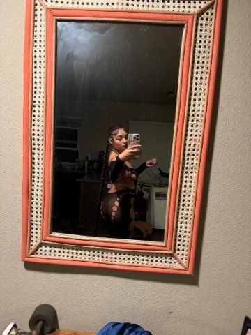 Hennyy2Creamyy💦 - 1