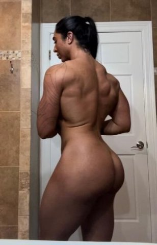 Muscle Mommy Jasmine - 1