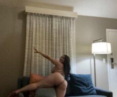 in and outcall available - Image 5