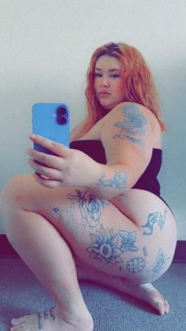 AVAILABLE NOW 🤪🥳snapchat;Ashleykylo33 massages come on in today 🤪😍 - 1