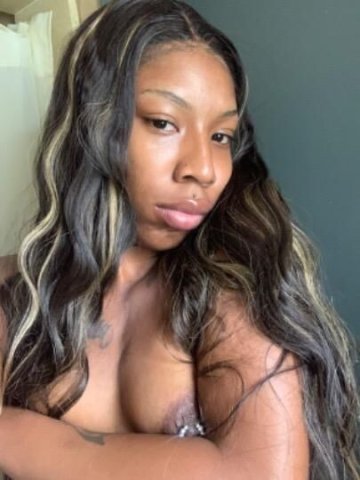 !Bubbles 🫧💋seXXXy CHOCOLATE Fetish & Dominatrix Beautifull Bubbles !🤍🍭🍫🐇✨Petite ebony - 1