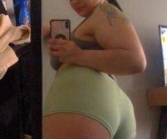 Fargo escorts - Brunette Beauty . UP LATE‼ Busty Specials