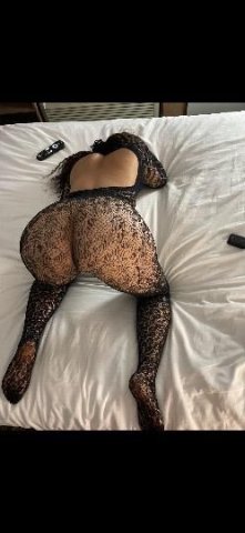 sneak away and come play 💕 - 1