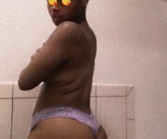 Itz Strawberry , Back In Town Cum See"THE THROATOLOGIST" - Image 2