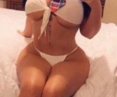 IN TOWN AND EXTREMELY WET AND READY🫦 - Image 9