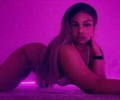 Sexy Busty Brazilian Babe Available for Outcall - Image 5