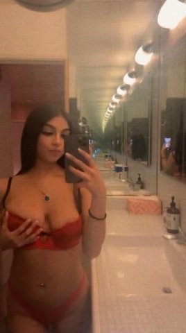 latina mama😍im back and ready to satisfy and please u daddy 🥰💦 - 1