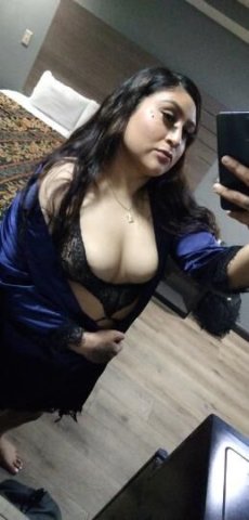 ✨NEW IN TOWN ✨HOLA PAPI 😏 SLUT ME OUT 😜 YOUR FAVORITE TORTA😍 OUT CALL ON - 1