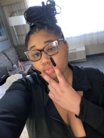 FACETIME SHOWS & CONTENT💕🥰 STAY IN THE COMFORT OF YOUR OWN HOME💦 - 1