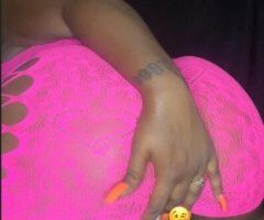 Thick Ebony Babe 🍫 - Image 2