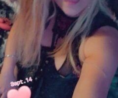 Cincinnati blonde duo - Image 5