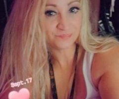 Cincinnati blonde duo - Image 8