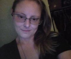 Chicago escorts - even tho I'm a nonsense type of girl doesn't mean i dont know how to play