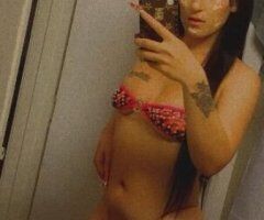 Thick Latina 😍🏆 - Image 9