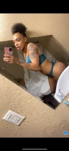 lil mama 💦😈💕💋😩🥰👅car dates only - 1
