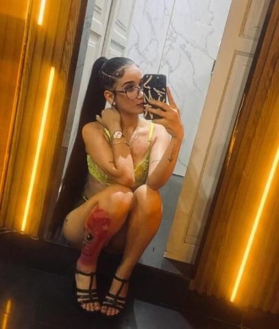 Available 😍 - 1