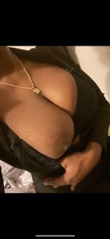 chocolate kisses outcall only - 1