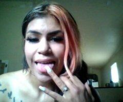 Ms. Poca Wants to Hang out With Smart Ppl :) - Image 4