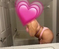 Charlotte escorts - Here for a good time not a long time