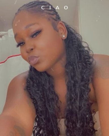 hey its phoenix 😍🥰😘 📲 INCALLS - 1
